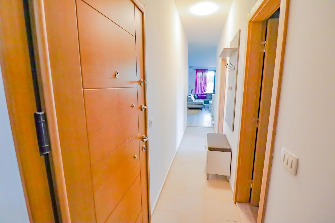 Apartment Flat Rafailovic One Minute To Beach