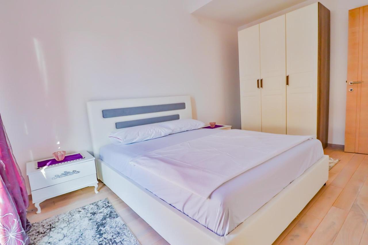 Apartment Flat Rafailovic One Minute To Beach *