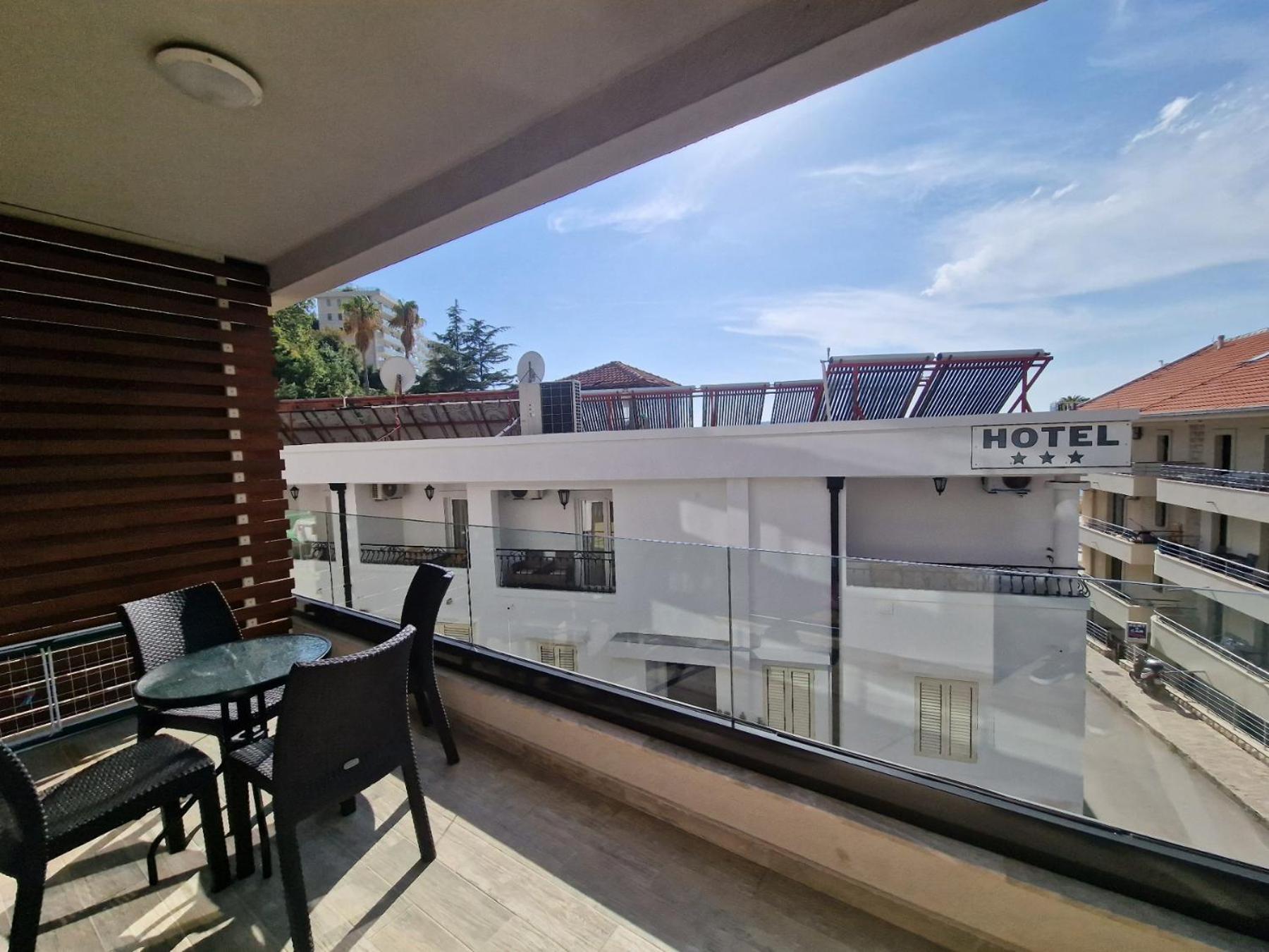 Flat Rafailovic One Minute To Beach Apartment