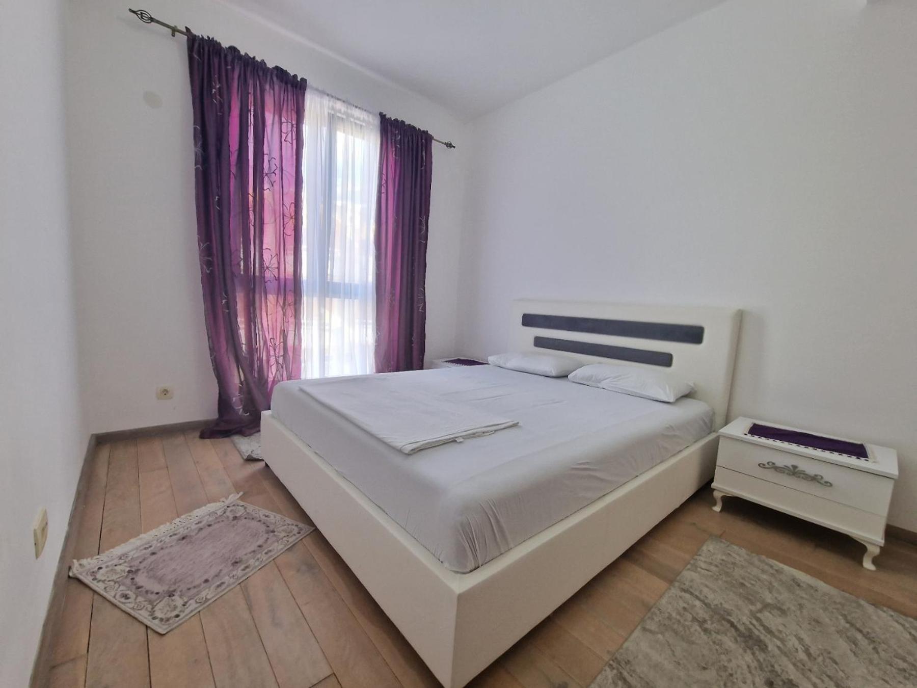 Flat Rafailovic One Minute To Beach Apartment *